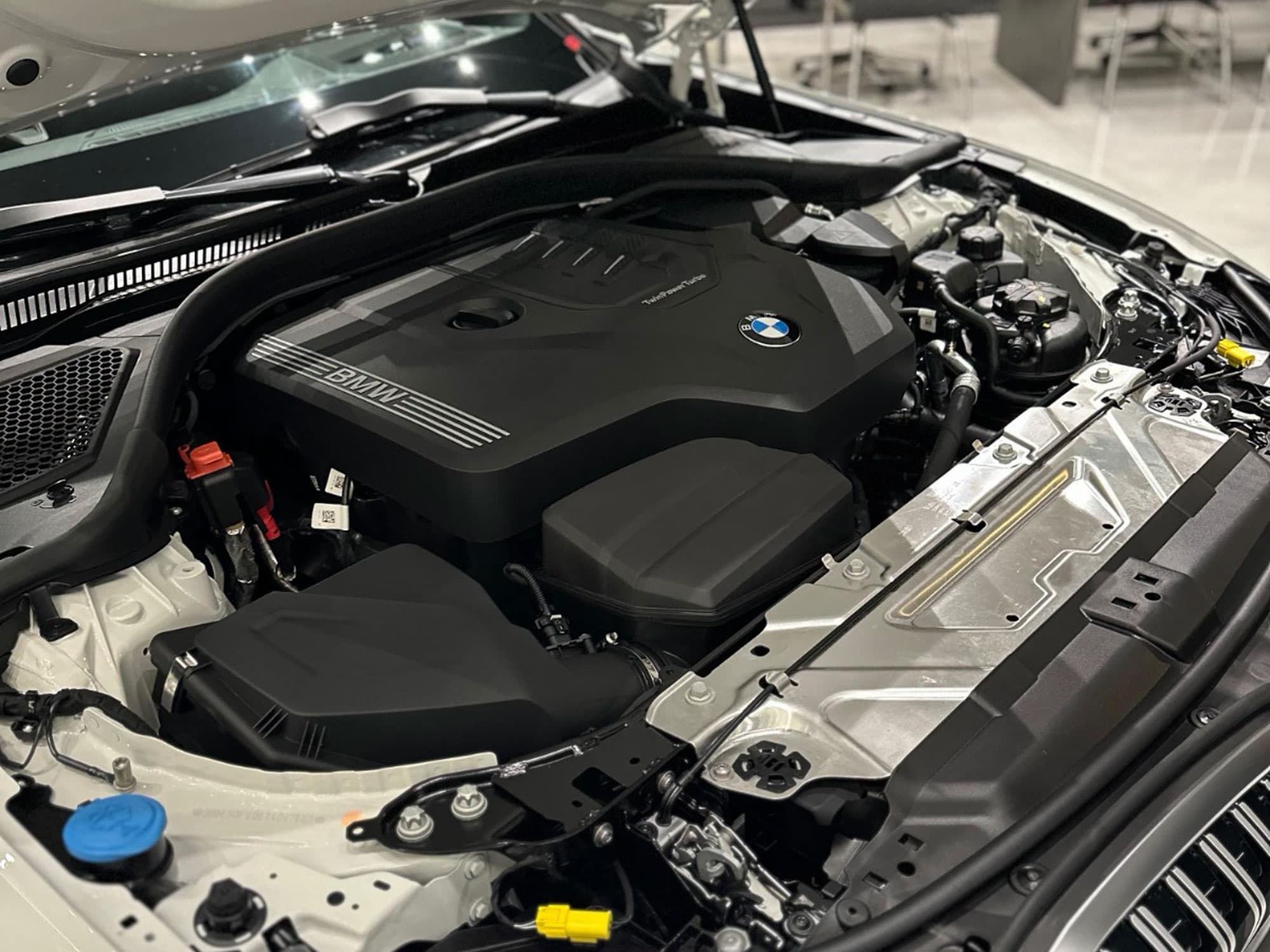 BMW 320i M Sport 2.0 Turbo 2026 — foto 8